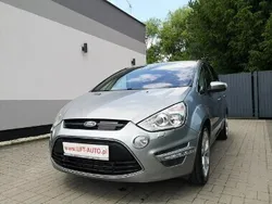 Srebrny (metalik) Używany 2013 Ford S-MAX S Minivan | 39 900 zł (Uczciwa cena)