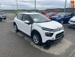 Biały (metalik) Używany 2024 Citroën C3 Hatchback | 34 900 zł