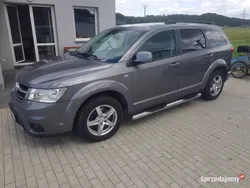Szary Używany 2012 Fiat Freemont SUV | 39 000 zł