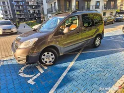 Używany 2016 Peugeot Partner Minivan | 26 900 zł (Dobra cena)