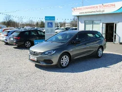 Szary (metalik) Używany 2021 Opel Astra Hatchback | 39 756 zł (Super Cena)