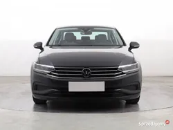 Szary Używany 2020 VW Passat Sedan/Limuzyna | 61 999 zł (Super Cena)