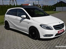 Biały Używany 2012 Mercedes B180 Minivan | 34 900 zł (Uczciwa cena)