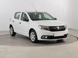 Biały Używany 2017 Dacia Sandero Hatchback | 20 799 zł (Dobra cena)