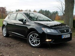 Czarny Używany 2015 Seat Leon Hatchback | 33 999 zł (Uczciwa cena)