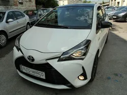 Biały Używany 2020 Toyota Yaris Hybrid GT Hatchback | 61 000 zł (Uczciwa cena)