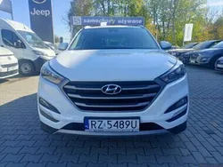 Biały Używany 2018 Hyundai Tucson SUV | 72 900 zł (Uczciwa cena)