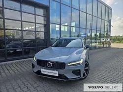 Szary Używany 2024 Volvo V60 Kombi | 194 900 zł