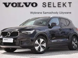 Czarny Używany 2024 Volvo XC40 SUV | 157 900 zł (Uczciwa cena)