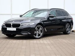 Czarny Używany 2021 BMW 530 Kombi | 164 900 zł (Drogi)