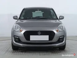 Srebrny Używany 2018 Suzuki Swift Hatchback | 46 999 zł (Uczciwa cena)