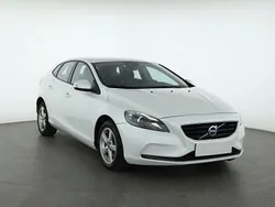 Biały Używany 2015 Volvo V40 Kombi | 33 999 zł (Uczciwa cena)
