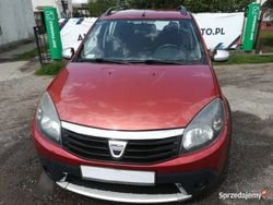 Bordowy Używany 2009 Dacia Sandero Stepway Hatchback | 11 900 zł (Dobra cena)