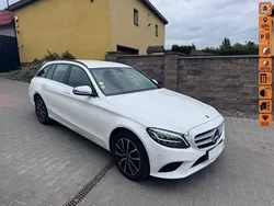 Biały Używany 2019 Mercedes C220 Kombi | 29 999 zł