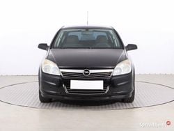 Czarny Używany 2008 Opel Astra Hatchback | 8999 zł (Uczciwa cena)
