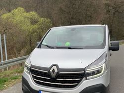 Srebrny Używany 2020 Renault Trafic Van | 72 000 zł