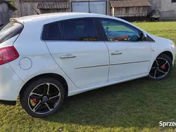Biały Używany 2009 Fiat Bravo Sport Hatchback | 18 700 zł (Dość drogi)