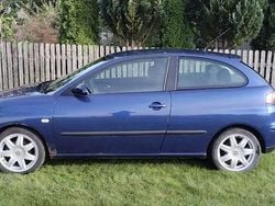 Niebieski Używany 2005 Seat Ibiza Hatchback | 3000 zł (Dobra cena)