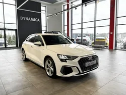 Biały Używany 2023 Audi A3 Hatchback | 131 900 zł