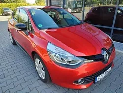Czerwony Używany 2013 Renault Clio IV Expression Hatchback | 24 500 zł (Uczciwa cena)