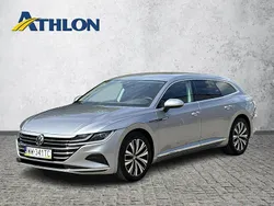 Srebrny (metalik) Używany 2022 VW Arteon Kombi | 136 200 zł (Uczciwa cena)