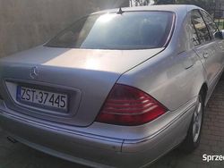 Srebrny Używany 2003 Mercedes 220 Sedan/Limuzyna | 12 500 zł