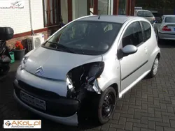 Srebrny (metalik) Używany 2008 Citroën C1 Hatchback | 21 732 zł