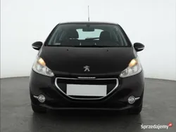 Bordowy Używany 2012 Peugeot 208 Hatchback | 17 499 zł (Uczciwa cena)