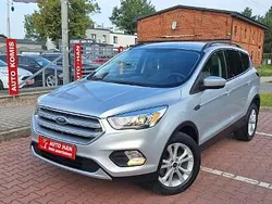 Srebrny Używany 2018 Ford Escape SUV | 59 900 zł