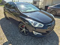 Czarny (metalik) Używany 2011 Hyundai i40 Kombi | 25 900 zł