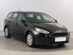 Czarny Używany 2016 Ford Focus Kombi | 27 999 zł (Dobra cena)