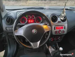 Czarny Używany 2010 Alfa Romeo MiTo Hatchback | 12 800 zł (Dość drogi)