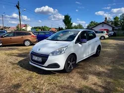 Biały Używany 2016 Peugeot 208 Hatchback | 22 900 zł (Dobra cena)