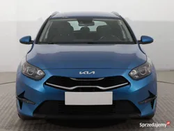 Niebieski Używany 2021 Kia Ceed Kombi | 61 999 zł (Uczciwa cena)