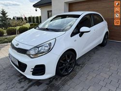 Biały Używany 2016 Kia Rio 2 Hatchback | 27 500 zł (Uczciwa cena)