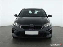 Szary Używany 2021 Kia Ceed Kombi | 69 999 zł (Uczciwa cena)