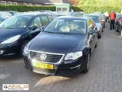 Czarny Używany 2009 VW Passat Sedan/Limuzyna | 63 773 zł