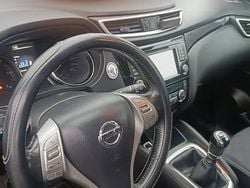 Czarny Używany 2014 Nissan Qashqai SUV | 34 000 zł (Uczciwa cena)