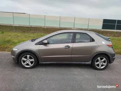 Szary Używany 2007 Honda Civic Hatchback | 13 500 zł (Uczciwa cena)