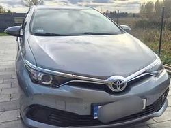 Srebrny Używany 2018 Toyota Auris Kombi | 56 000 zł (Dość drogi)