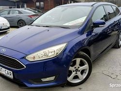 Niebieski ciemny (metalik) Używany 2015 Ford Focus Kombi | 25 900 zł (Dobra cena)