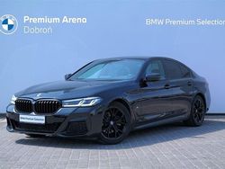 Czarny szafir metalizowany Używany 2021 BMW 520 Shadowline Sedan/Limuzyna | 159 900 zł (Uczciwa cena)