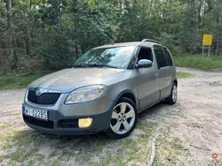 Brązowy Używany 2007 Skoda Roomster Scout Kombi | 8500 zł