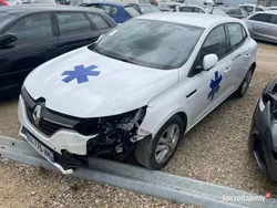 Biały Używany 2022 Renault Mégane IV Hatchback | 32 700 zł