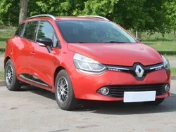 Czerwony Używany 2015 Renault Clio GrandTour Kombi | 27 999 zł (Uczciwa cena)