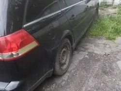 Czarny Używany 2004 Opel Vectra Kombi | 2200 zł (Dobra cena)