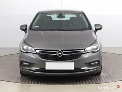 Szary Używany 2018 Opel Astra Hatchback | 34 999 zł (Uczciwa cena)