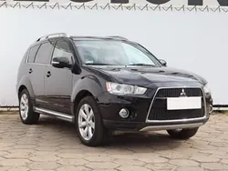 Czarny Używany 2010 Mitsubishi Outlander SUV | 29 999 zł (Uczciwa cena)