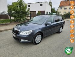 Szary (metalik) Używany 2008 Skoda Octavia Kombi | 13 999 zł