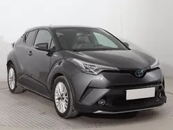 Szary Używany 2019 Toyota C-HR SUV | 88 499 zł (Uczciwa cena)